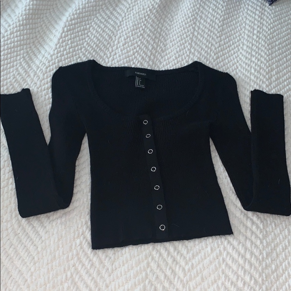 f21 black sweater crop top button down